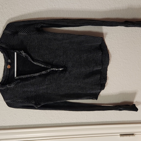 Free People Mineral Washed Henley Size S - Picture 2 of 4